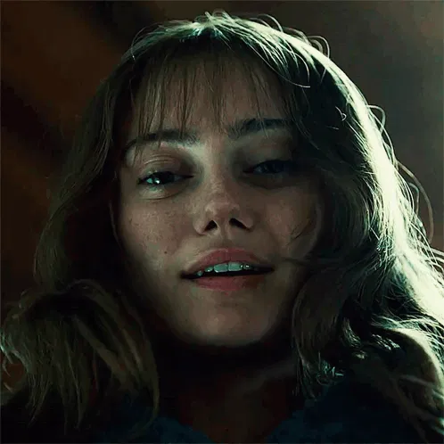 Avatar of Rhiannon Lewis