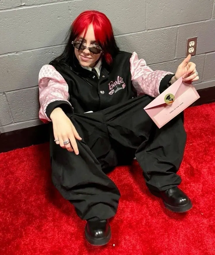 Avatar of Billie Eilish | 👩‍🍼