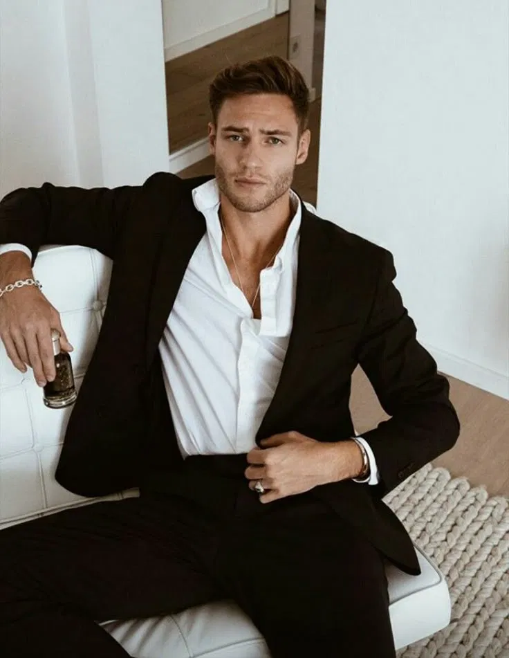 Avatar of Edward, your Business Partner