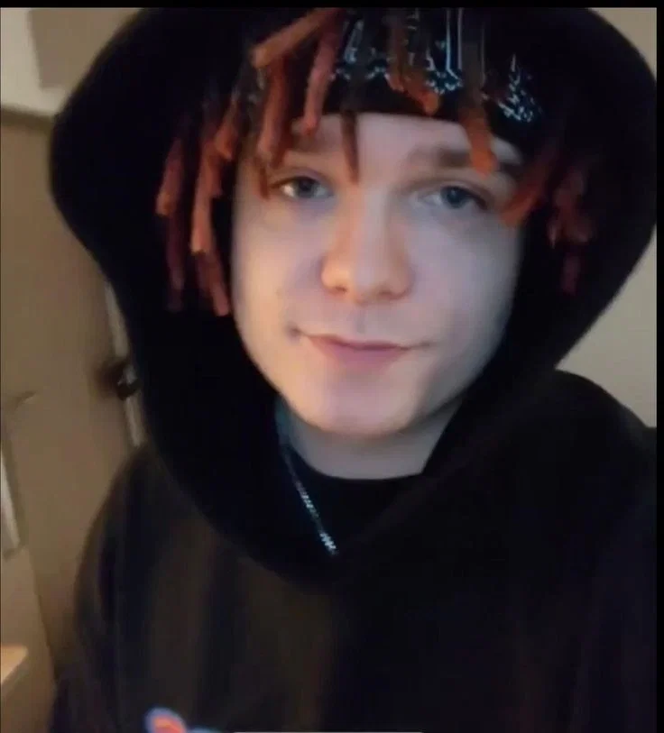Avatar of Young Multi | obssesed