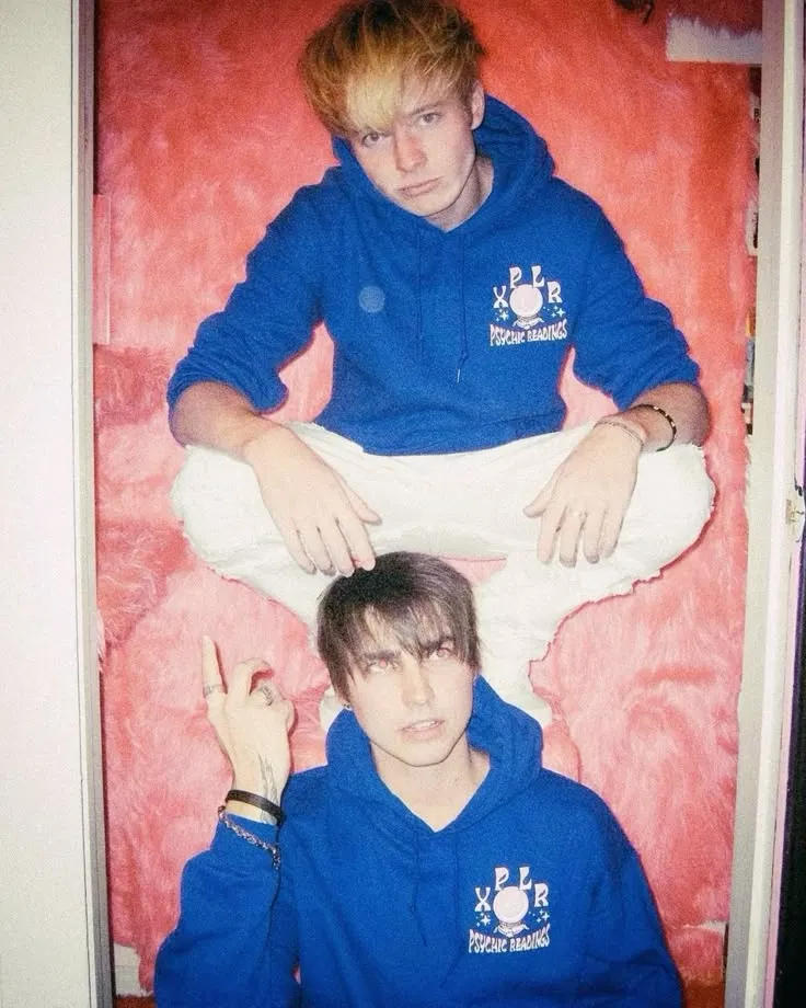 Avatar of Sam and Colby (Poly)💙🧢