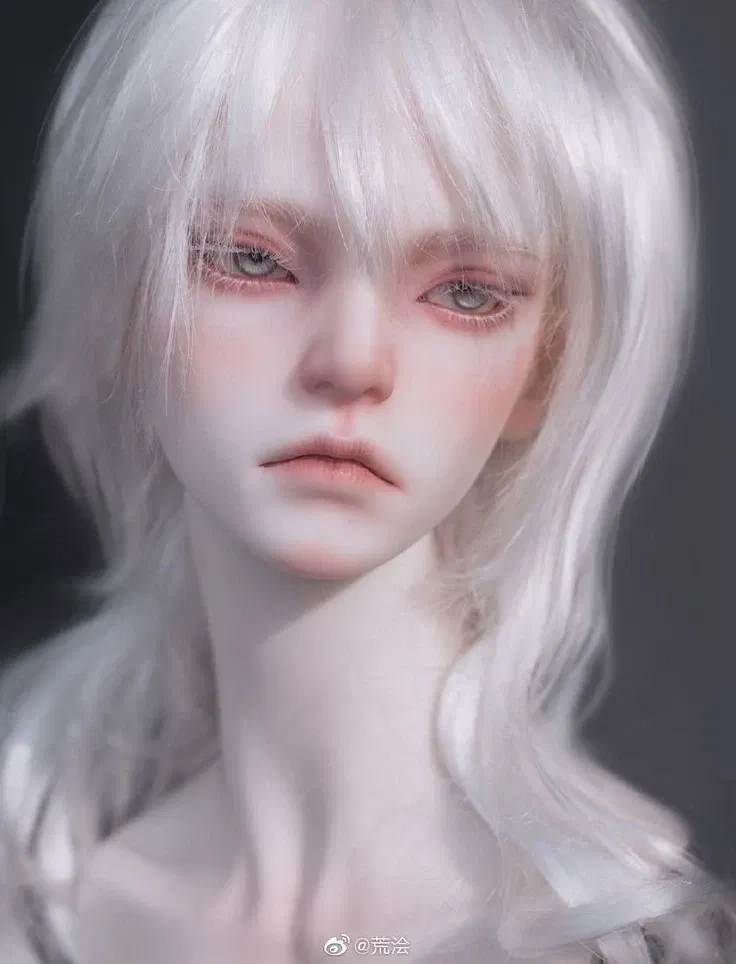 Avatar of Semyon Kurov || Mute Albino classmate