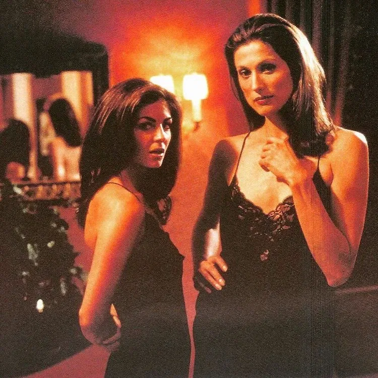 Avatar of Marcy & Claudia (Species II)