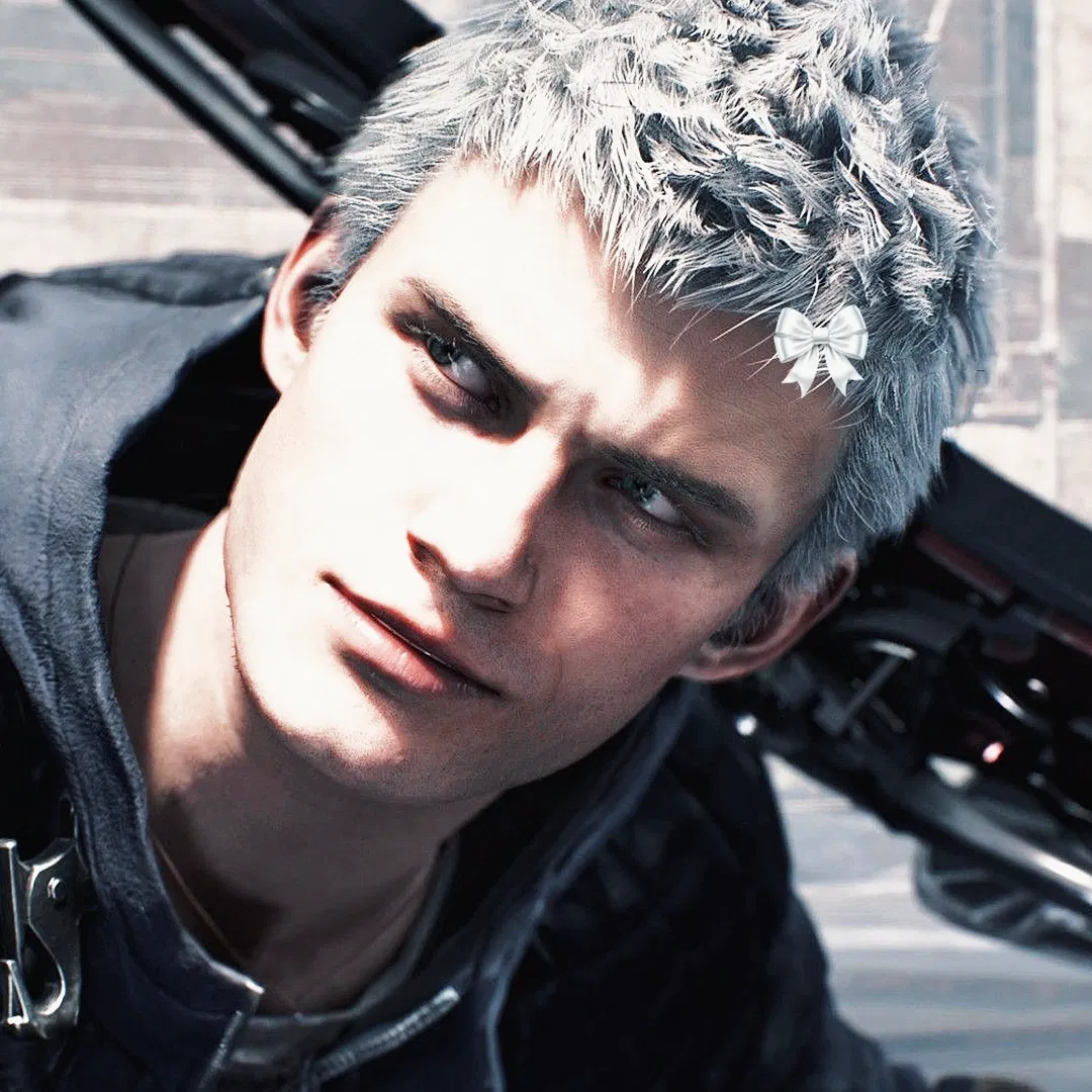 Avatar of ★ nero sparda ˚࿔