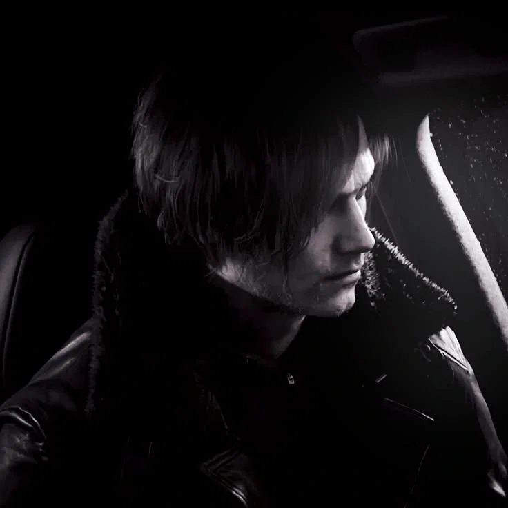 Avatar of Leon Kennedy | I Wished, You Stayed |Alt