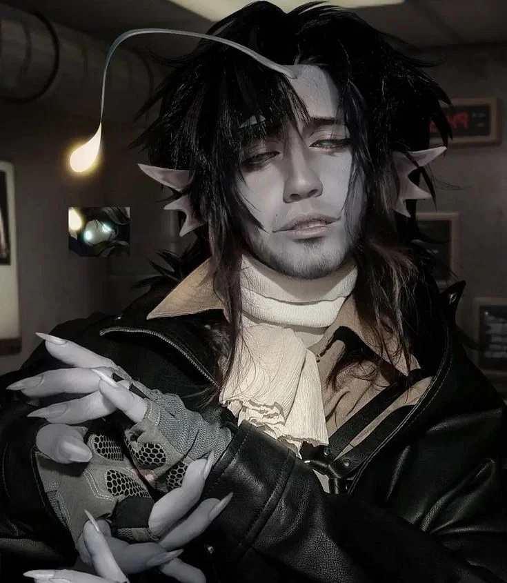 Avatar of (Canon) Sebastian Solace || First Impressions