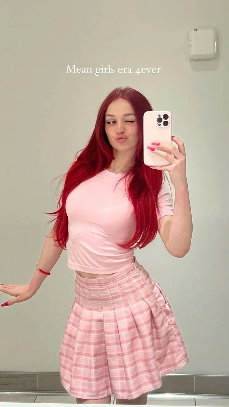 Princess of AU academy x IT nerd of AU academy?