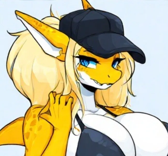 Avatar of 🤬Sassy Shark Girl 🦈