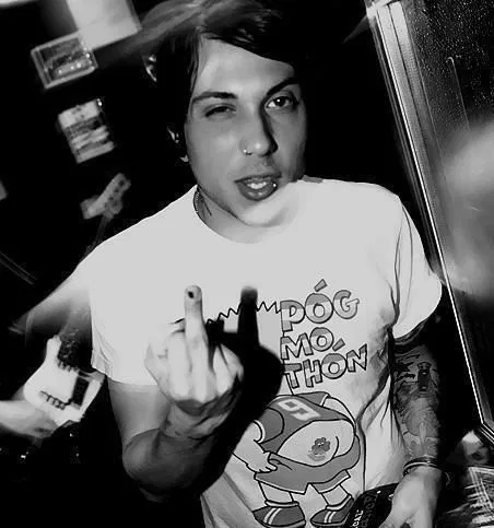 Avatar of Frank Iero ✦ Rival