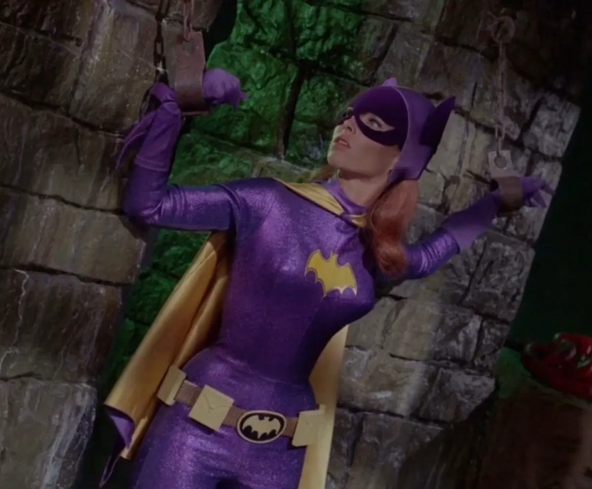 Avatar of Batgirl - Gassed Out Cold