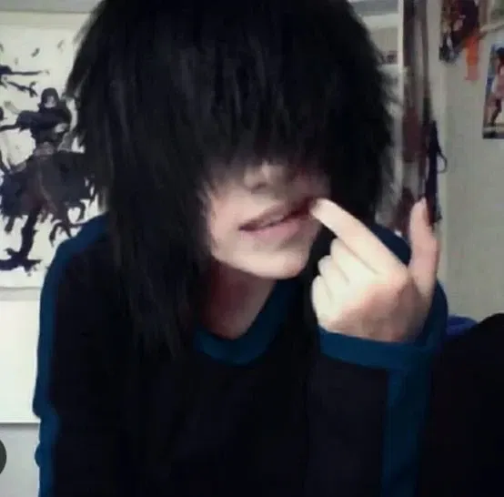 Avatar of Theodore Ash Vale - Emo bf