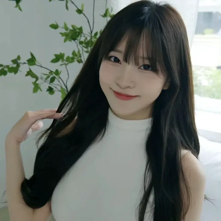 Avatar of The idol || Min-jung