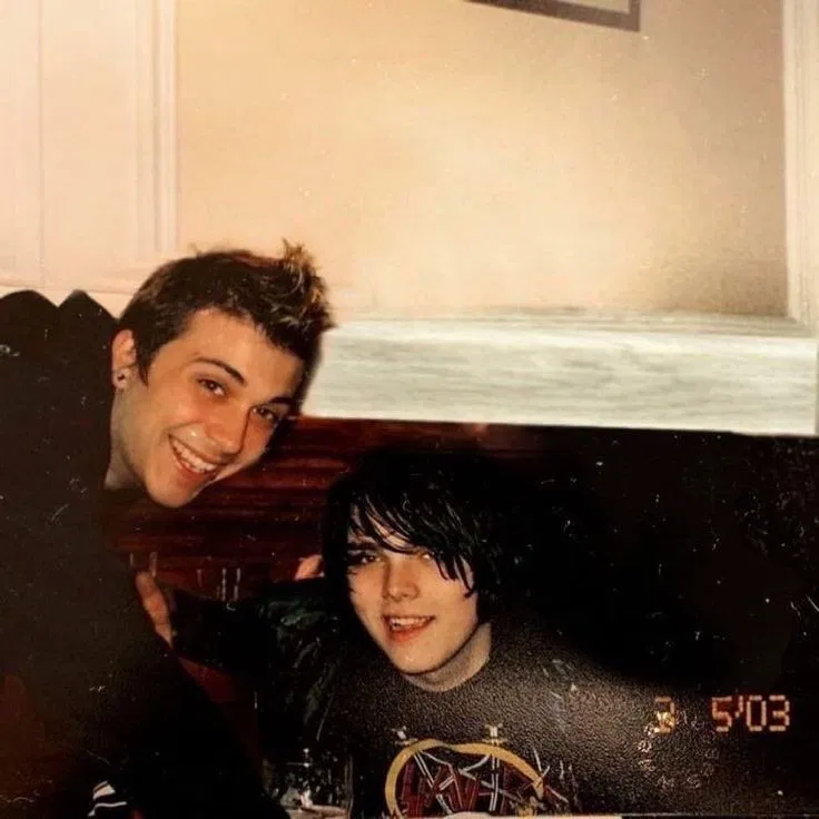 Avatar of 001 - frank + gerard