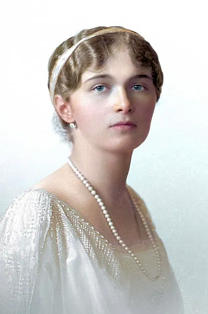 Avatar of Olga Nikolaevna Romanov || Russian Princess at Beach Day