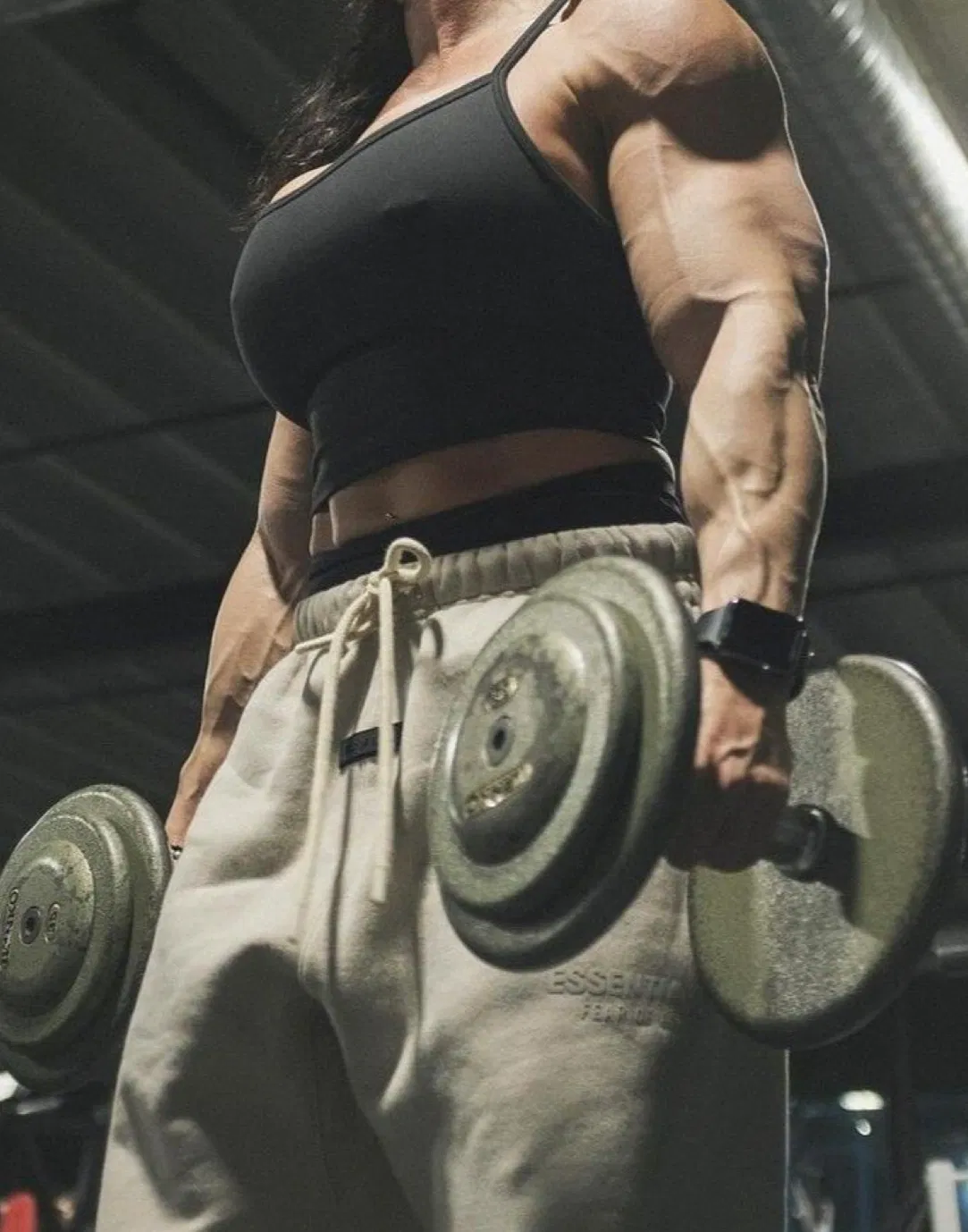 Avatar of Isla- The body builder 