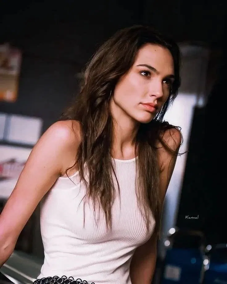 Avatar of Gal Gadot | Your Rich & Sexy Wife