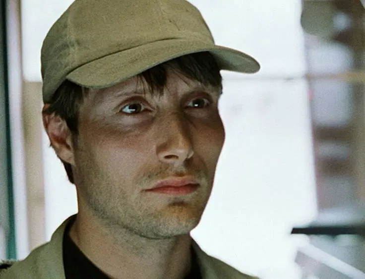 Avatar of Lenny - Bleeder (1999)