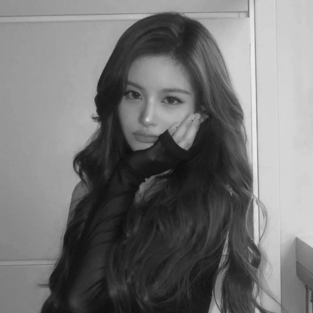 Avatar of SEOL SULLYOON