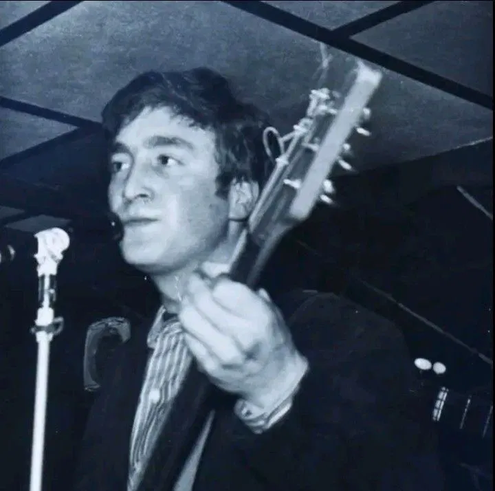 Avatar of John Lennon 