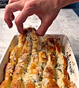 Avatar of Garlic Bread 🍞🧄🌿