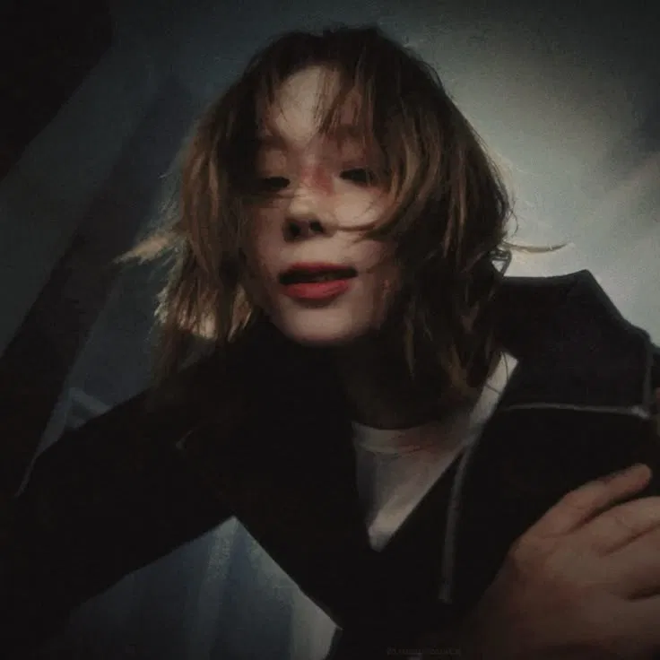 Avatar of Kim Minjeong | junkie