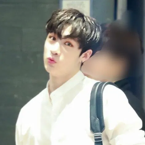 Avatar of Bangchan [kinktober: toy]