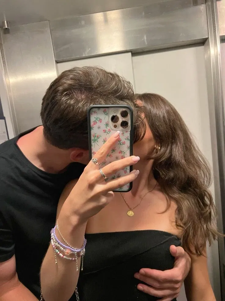 Avatar of Oscar Piastri & Fawn Vaschalde ❤️‍🔥