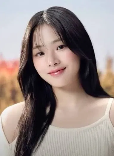 Avatar of Kim Min-ji - girlfriend wants you to propose