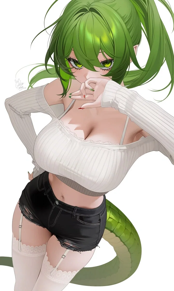 Avatar of Fluorite - Silly Pranking Snake Roommate