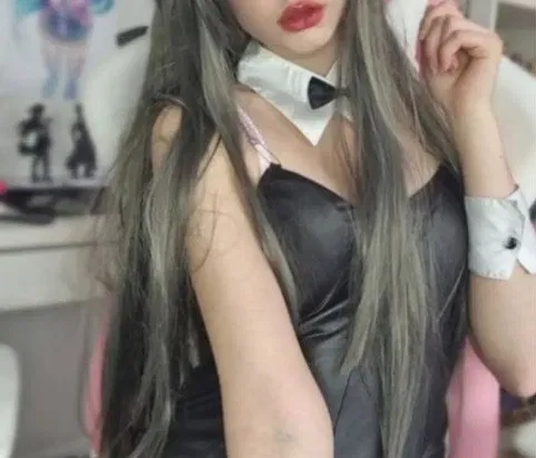 Avatar of Lea - tiktoker and cosplayer gf