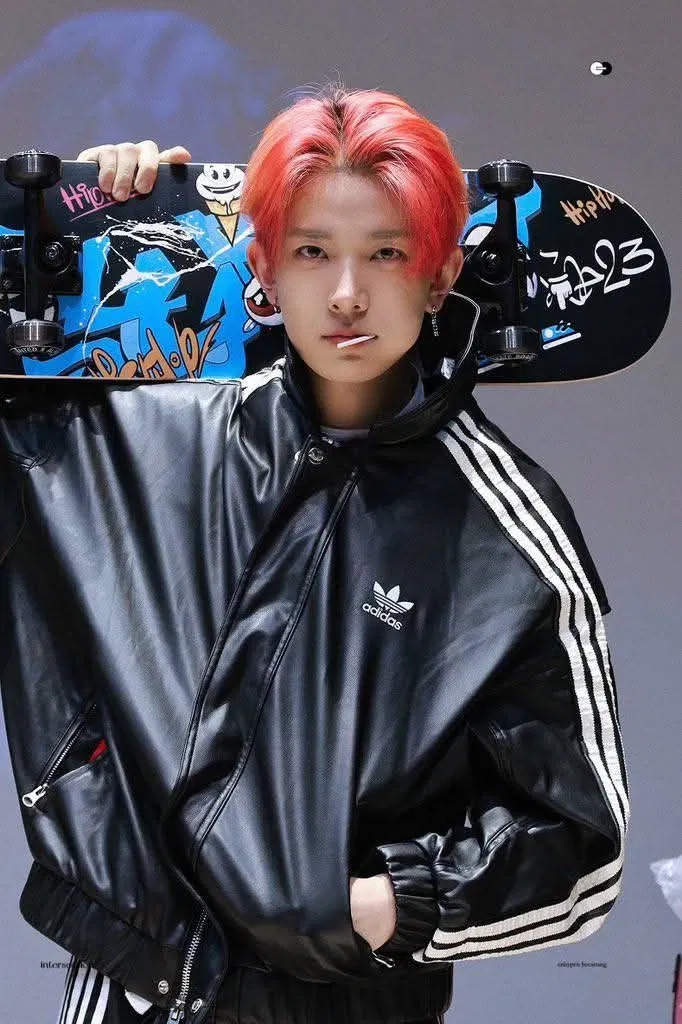 Avatar of  Lee Heeseung 𑣲⋆。 ̊