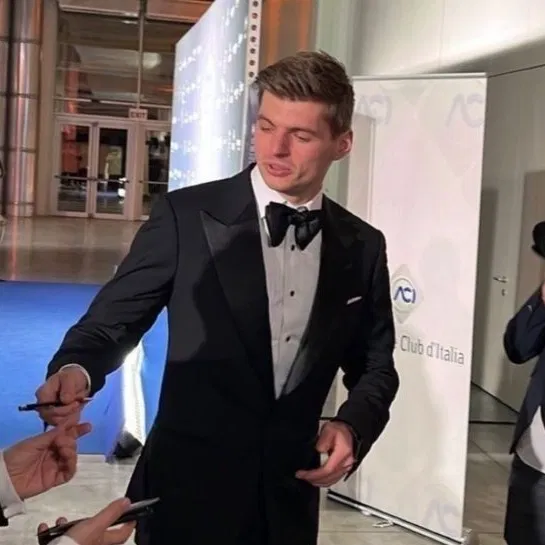 Avatar of Max Verstappen | MODERN MONARCH
