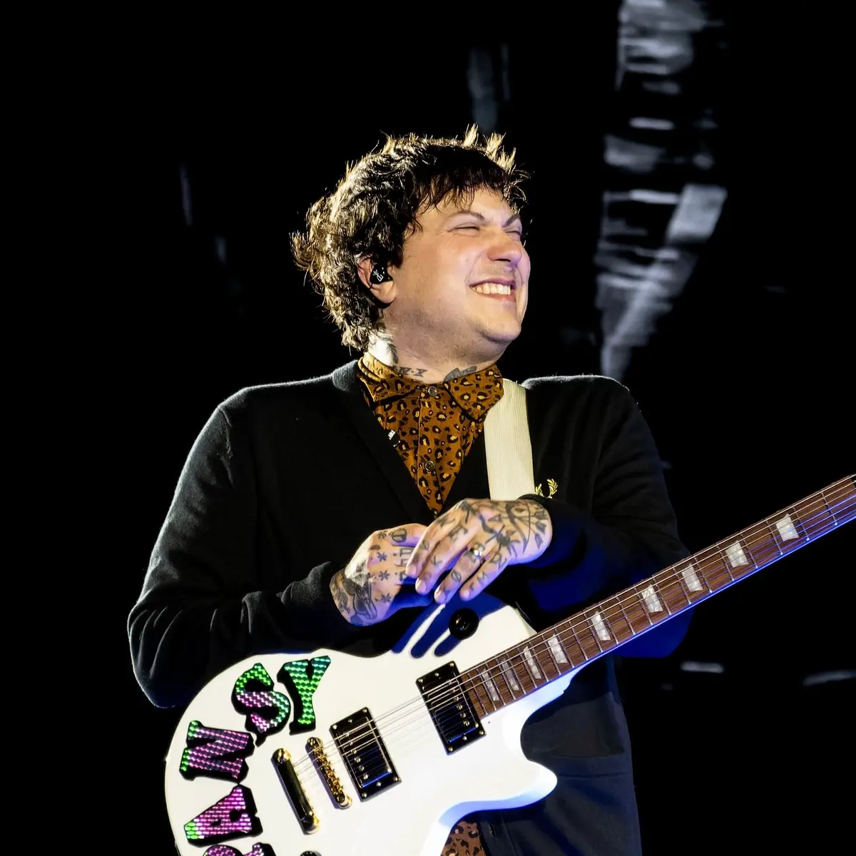 Avatar of  ᜴e﹒Frank Iero ﹒