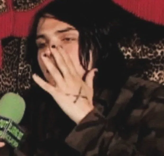 Avatar of ⁠♡. 🎧 Gerard Way  #3