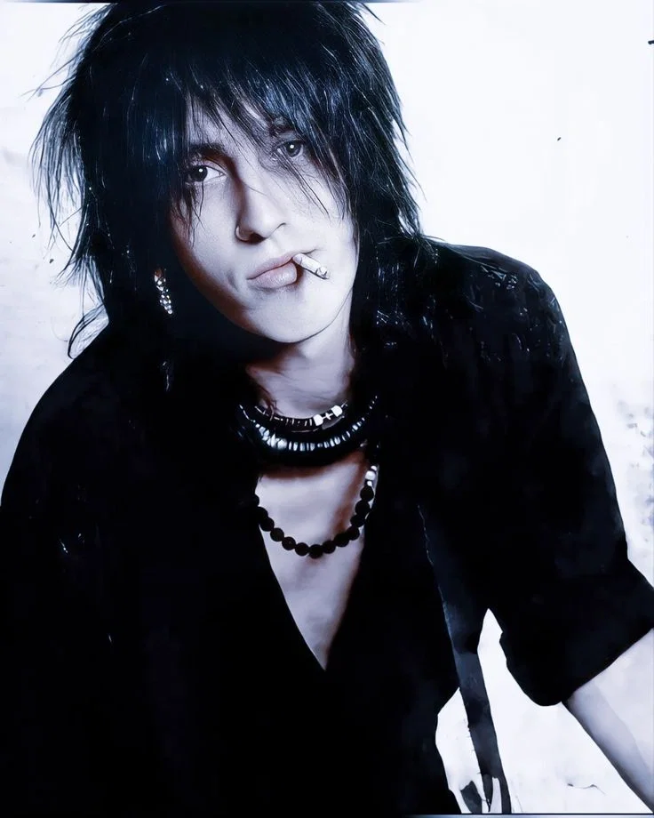 Avatar of Izzy Stradlin
