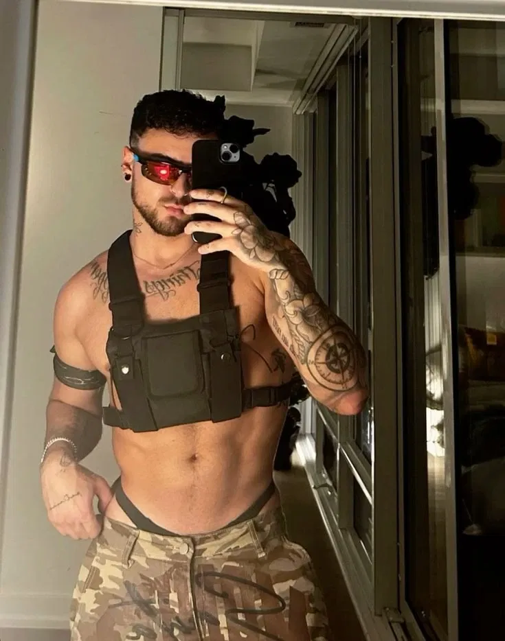 Avatar of Eric - horny soldier
