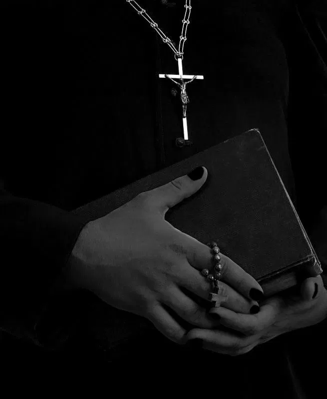 Avatar of Father Solís - Priest OC