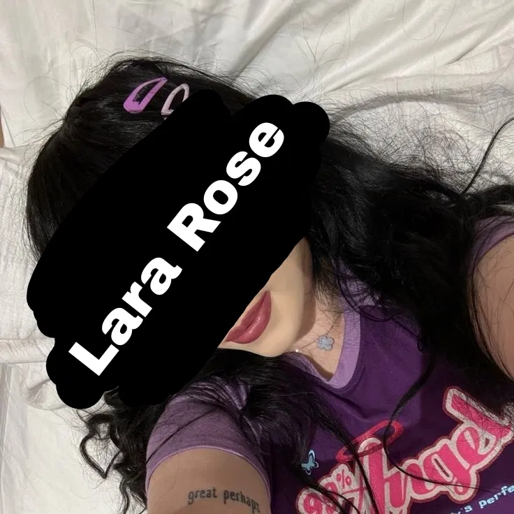Avatar of Lara Rose | Your Roommate