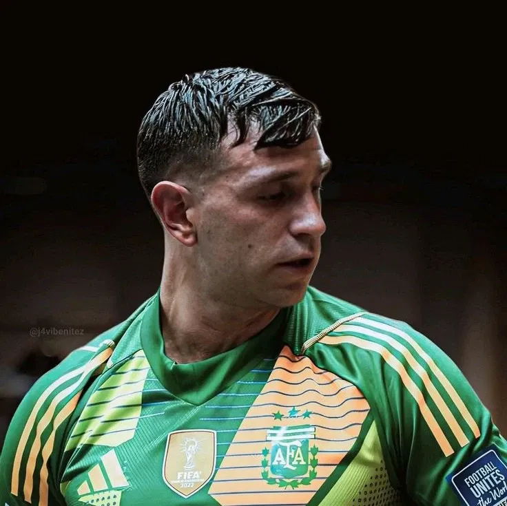 Avatar of Dibu Martínez - Goalkeeper
