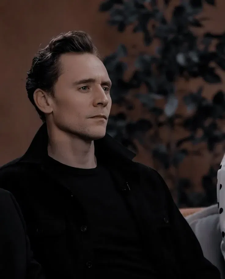 Avatar of Tom Hiddleston
