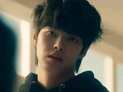Avatar of lee hyun-woo