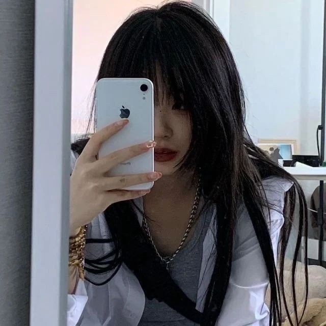 Avatar of Lee Yoon