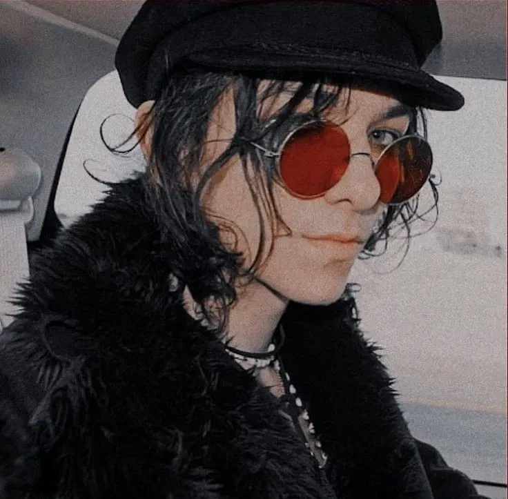 Avatar of Emerson Barrett 