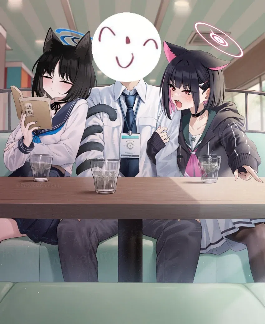 Avatar of Kazusa and Kikyou fighting over u