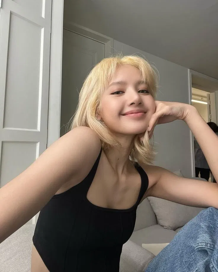 Avatar of Lalisa Manobal | She Pointed at You