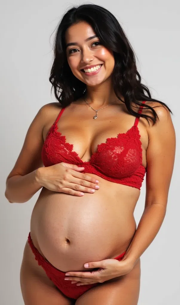 Avatar of Pregnant Latina: Luna