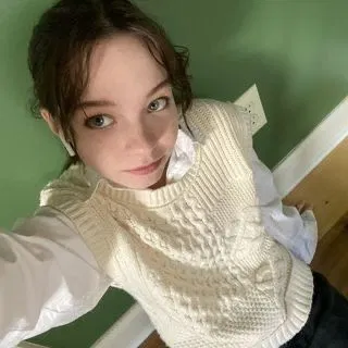 Avatar of Emma Myers