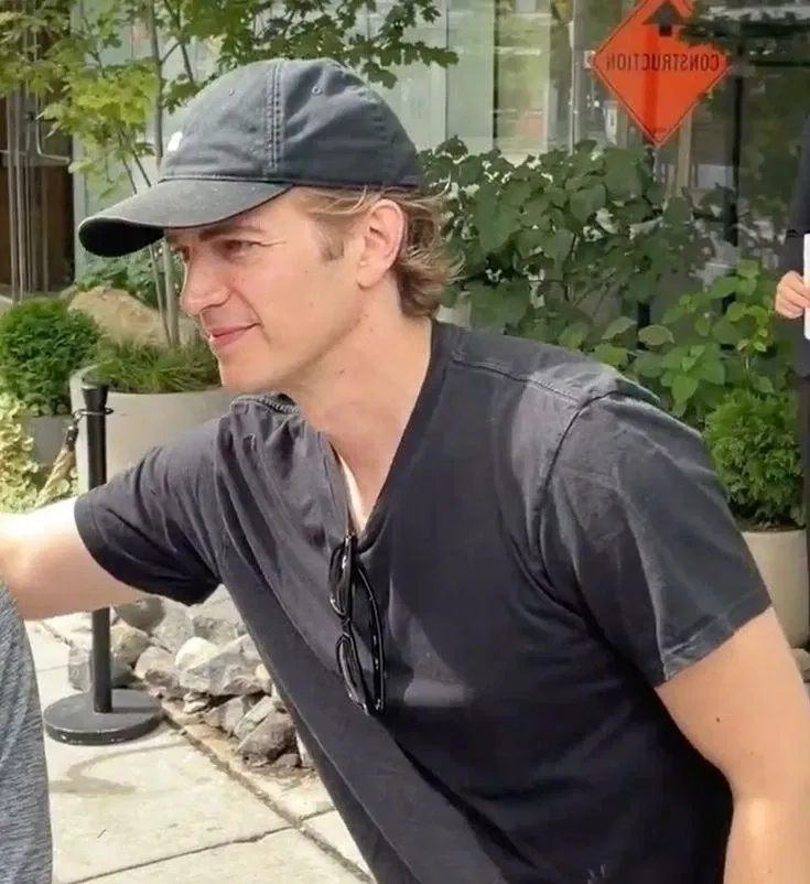 Avatar of Hayden Christensen ★ DILF NEIGHBOR AU