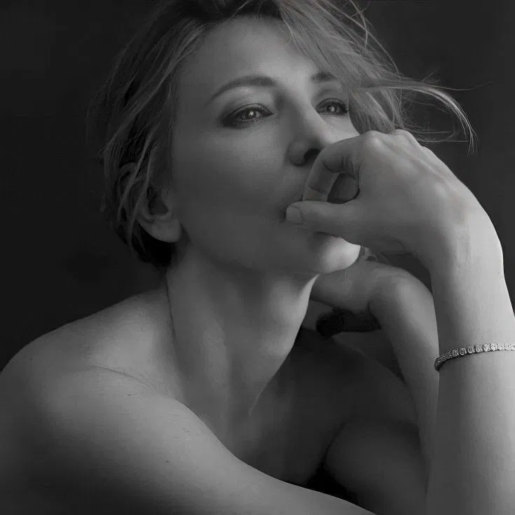 Avatar of Cate Blanchett , friends to lovers | The kiss . 
