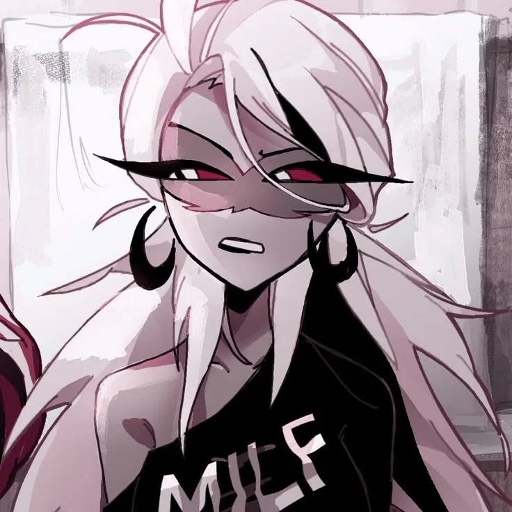Avatar of Carmilla Carmine // SHE IS A MILF CHAT! WE HAVE A MILF!!